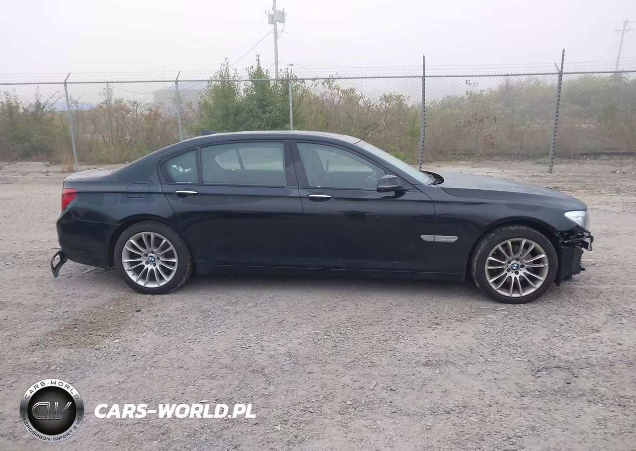 2014 BMW 740Li xDrive VIN:WBAYF4C54ED281832 - 14