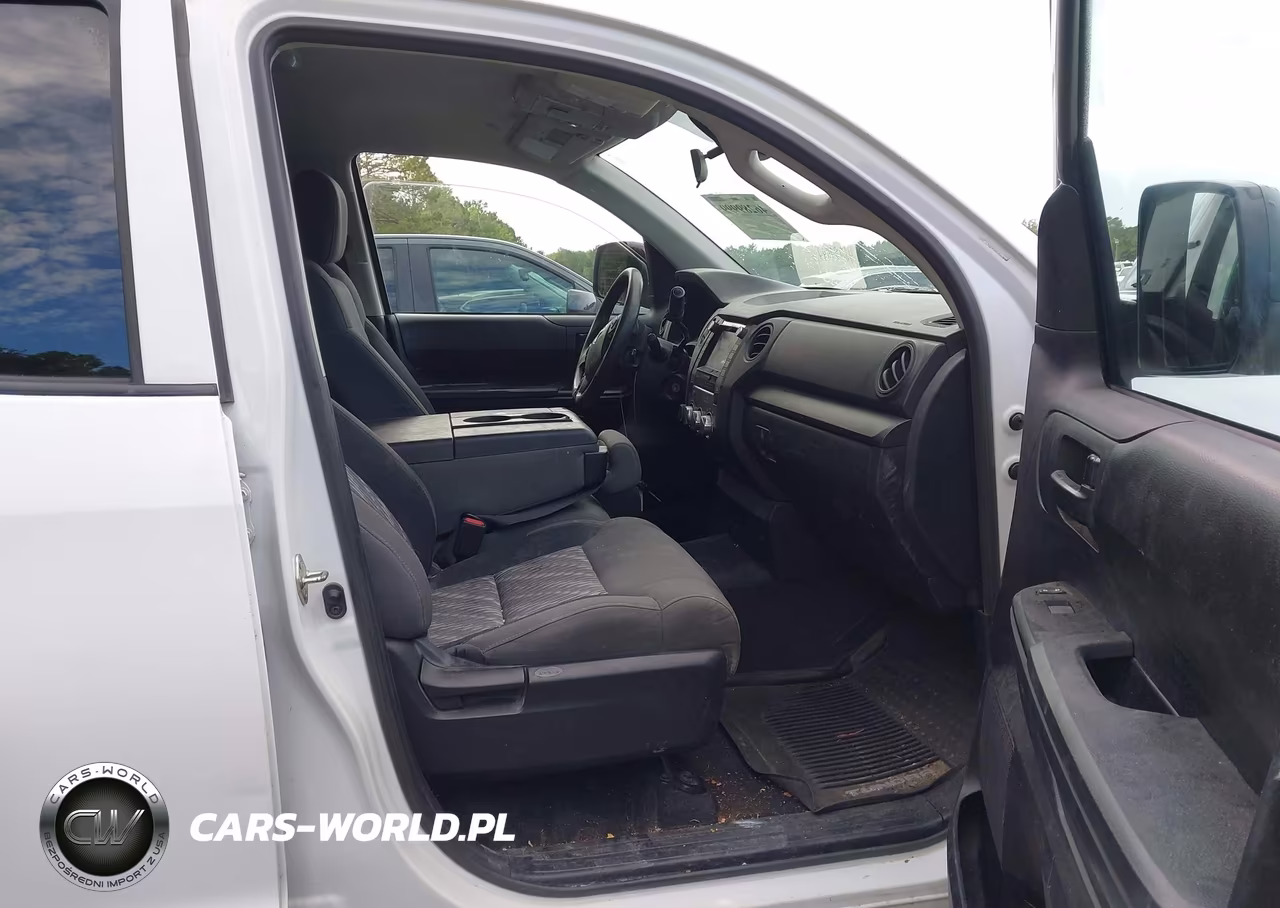 2020 Toyota Tundra Sr VIN:5TFUY5F13LX883675 - 5