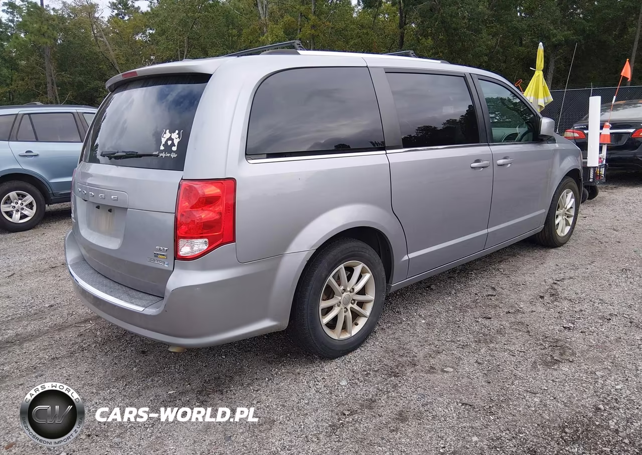 2019 Dodge Grand Caravan Sxt VIN:2C4RDGCG1KR656116 - 4