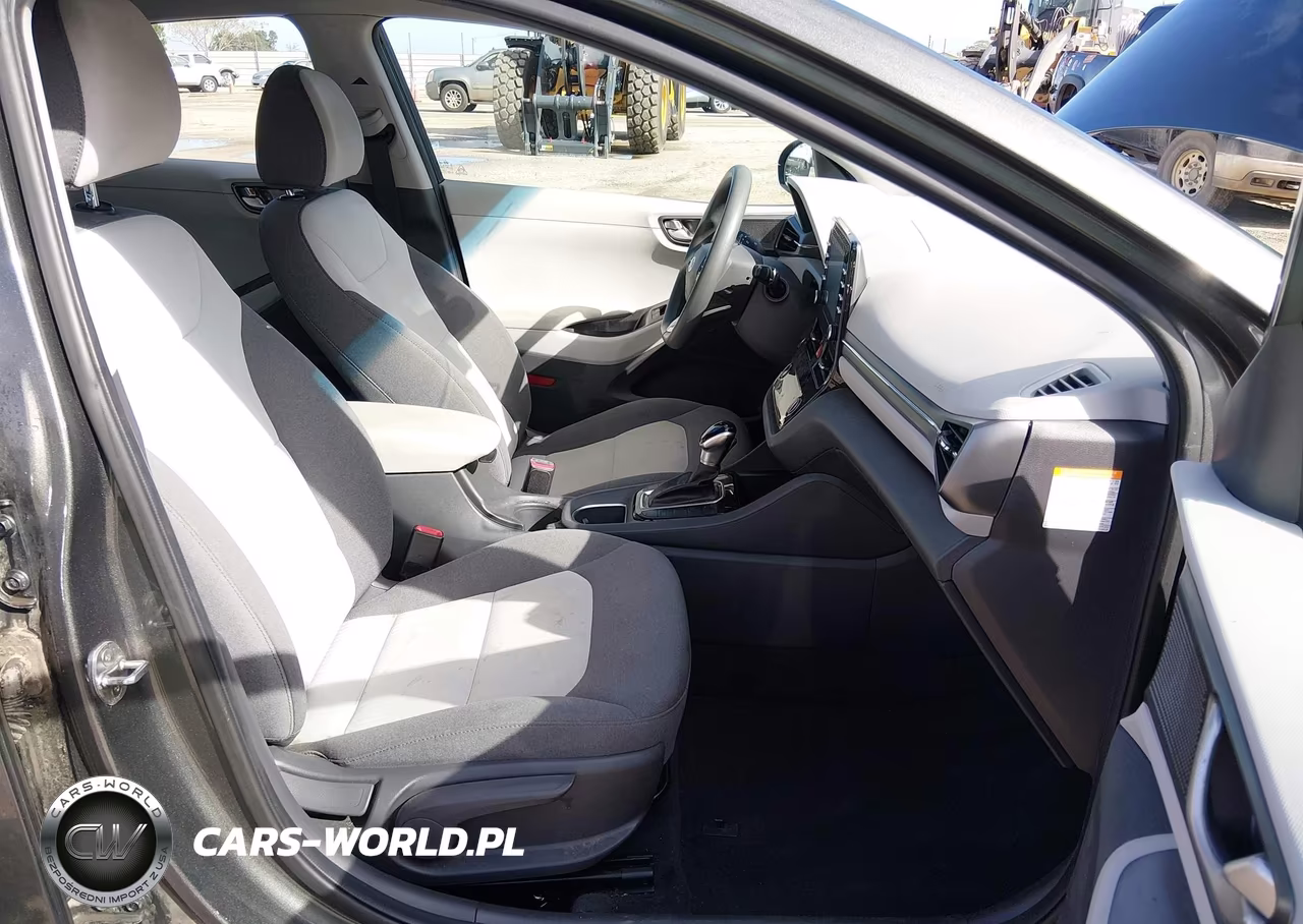 2020 Hyundai Ioniq Hybrid Blue VIN:KMHC65LC9LU219708 - 5