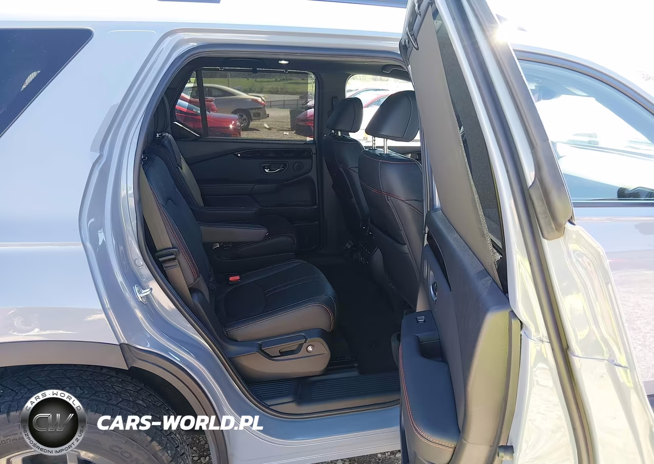 2025 Honda Pilot Trailsport VIN:5FNYG1H61SB053419 - 8