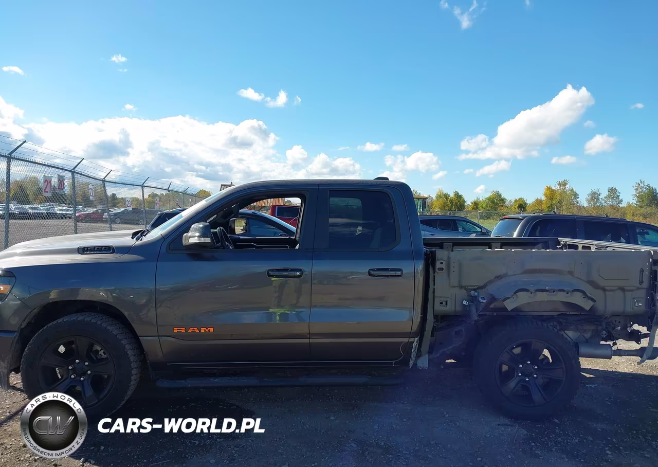 2021 Ram 1500 Big Horn 4X4 6'4 Box VIN:1C6SRFBT4MN792713 - 14