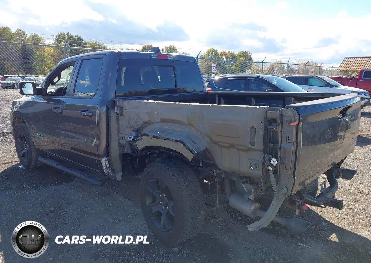 2021 Ram 1500 Big Horn 4X4 6'4 Box VIN:1C6SRFBT4MN792713 - 3
