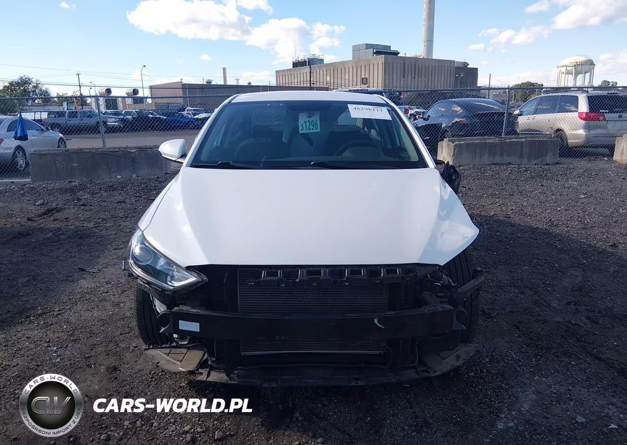 2018 Hyundai Elantra Sel VIN:5NPD84LF1JH332793 - 12