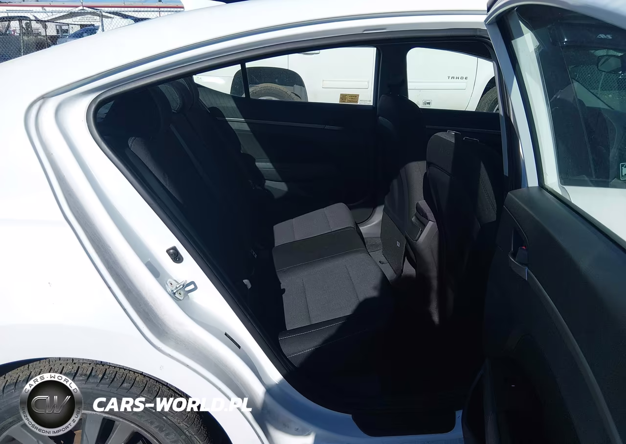 2018 Hyundai Elantra Sel VIN:5NPD84LF1JH332793 - 8