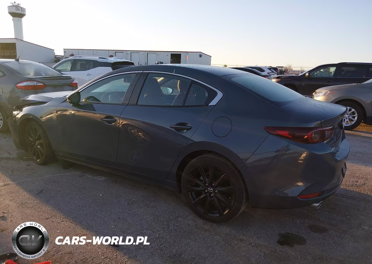 2023 Mazda Mazda3 2.5 S Carbon Edition VIN:3MZBPACM9PM375947 - 3