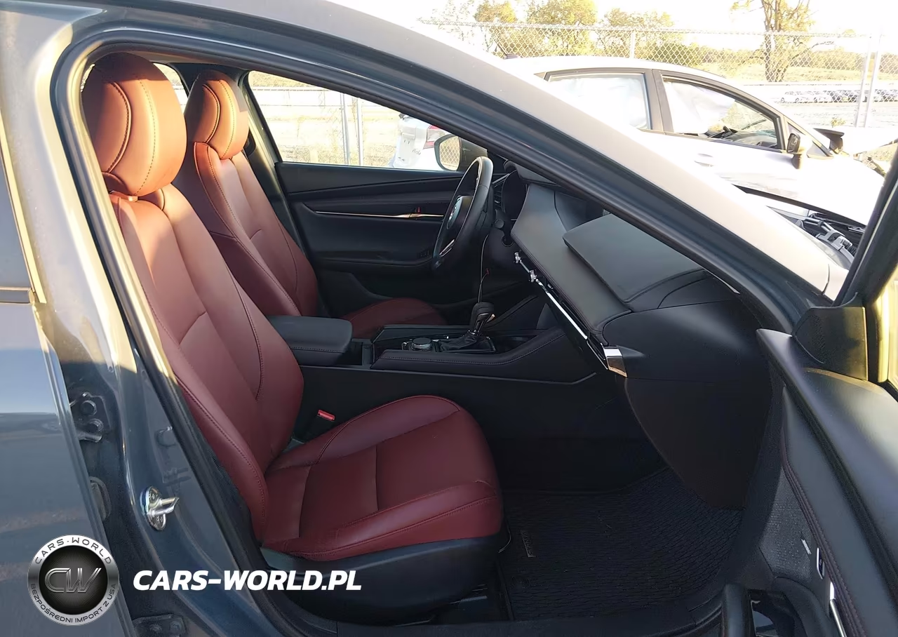 2023 Mazda Mazda3 2.5 S Carbon Edition VIN:3MZBPACM9PM375947 - 5