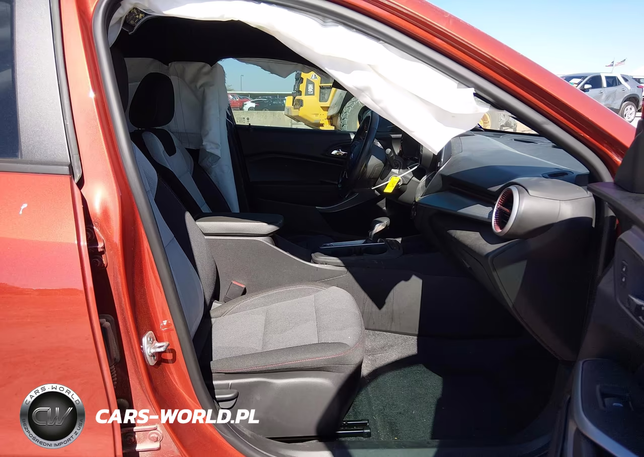 2024 Chevrolet Trax Fwd 1Rs VIN:KL77LGE2XRC223308 - 5