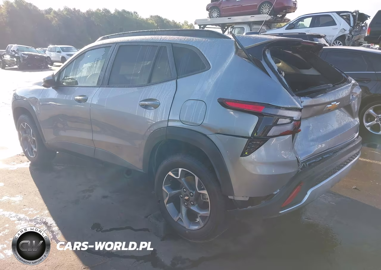 2024 Chevrolet Trax Fwd Lt VIN:KL77LHE27RC103942 - 3