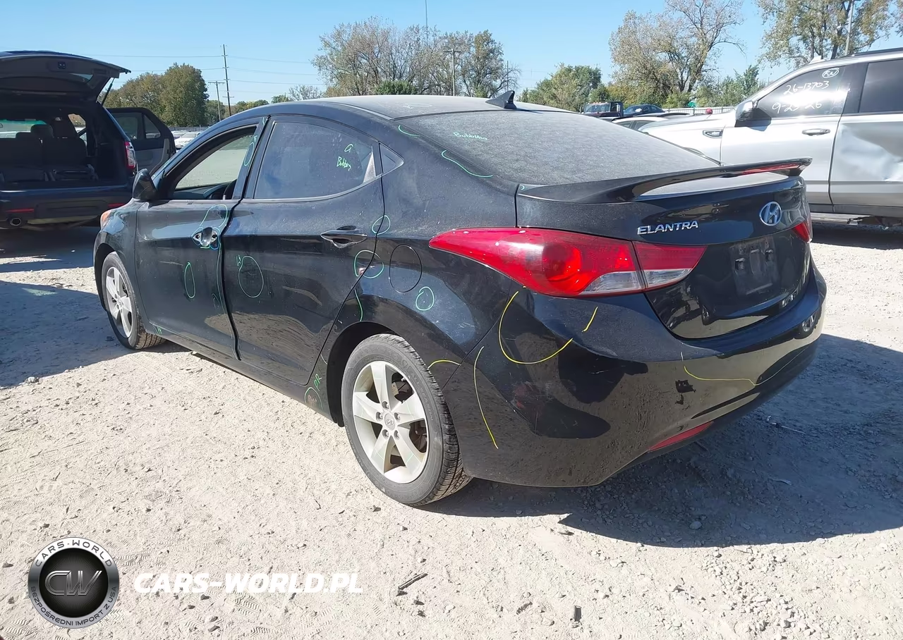2013 Hyundai Elantra Gls VIN:KMHDH4AE2DU791444 - 3