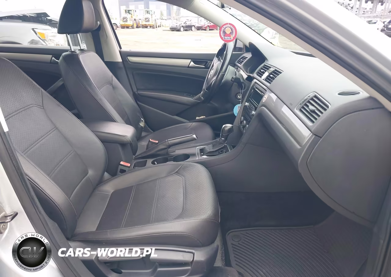 2014 Volkswagen Passat 1.8T Wolfsburg Edition VIN:1VWAS7A37EC091349 - 5