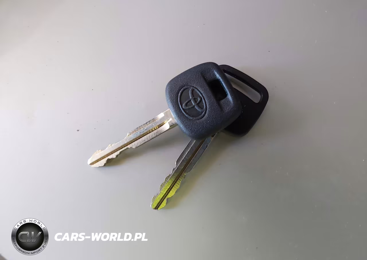 2008 Toyota Yaris VIN:JTDJT923185196455 - 11