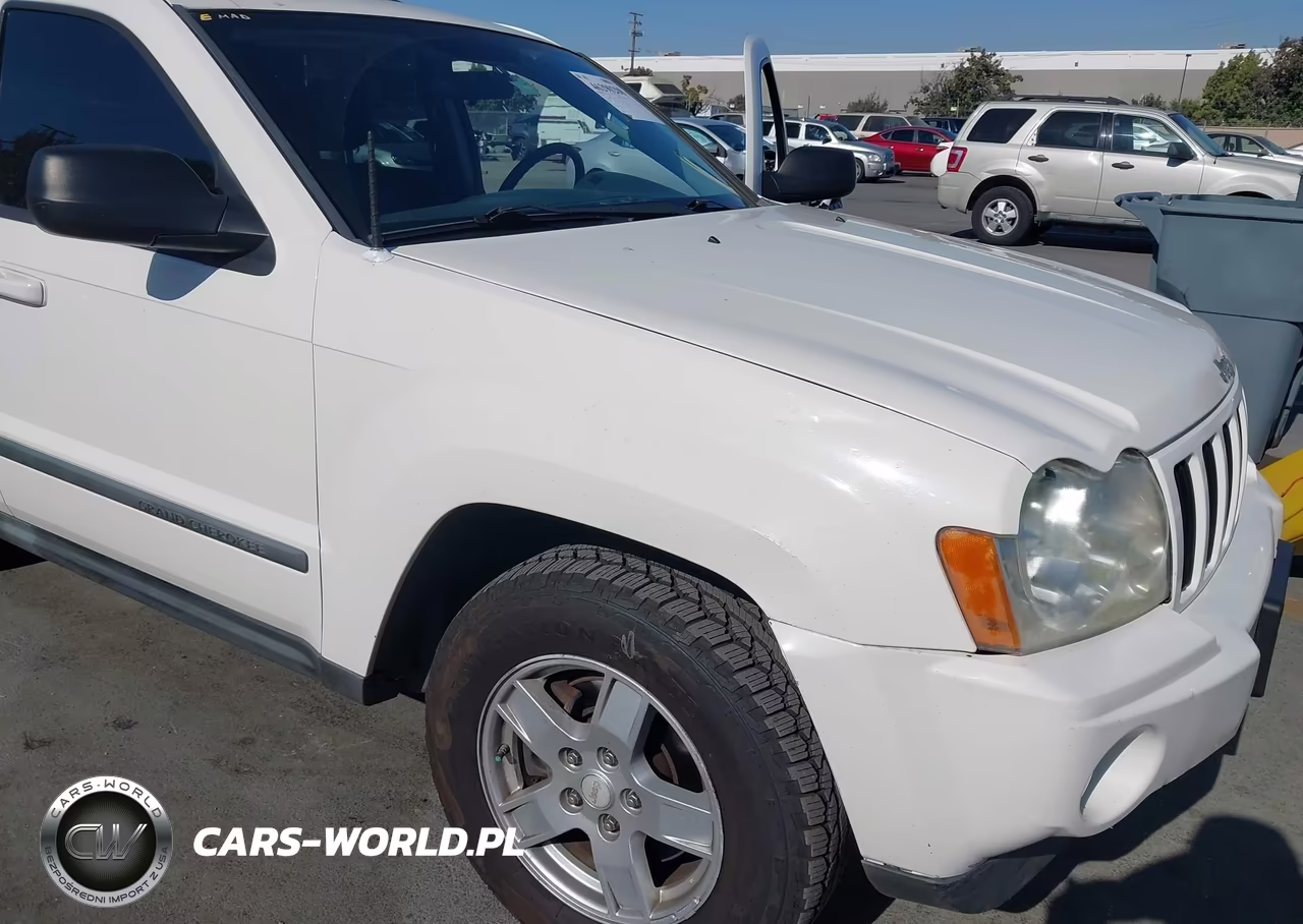 2007 Jeep Grand Cherokee Laredo VIN:1J8HR48PX7C535999 - 6