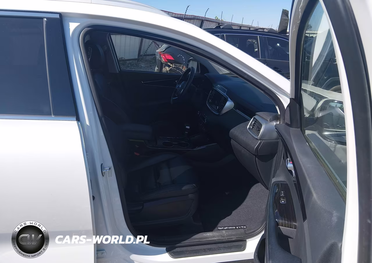 2020 Kia Sorento 3.3L Ex VIN:5XYPH4A52LG696058 - 5