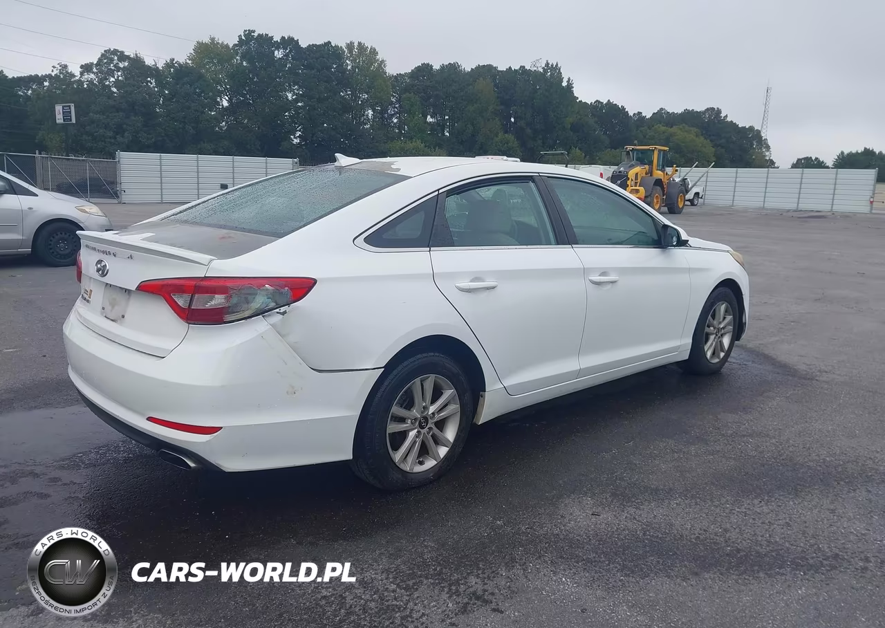2015 Hyundai Sonata Se VIN:5NPE24AF2FH002161 - 4