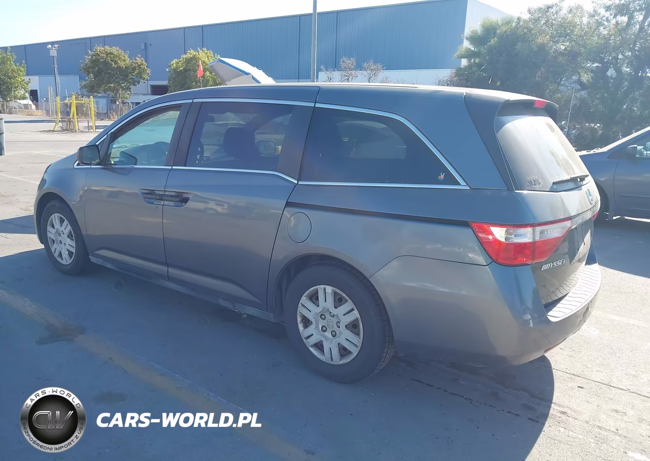 2012 Honda Odyssey Lx VIN:5FNRL5H25CB019943 - 3