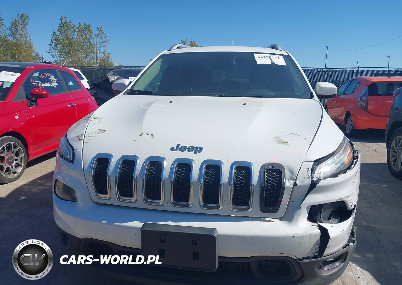 2016 Jeep Cherokee Latitude VIN:1C4PJLCB4GW307608 - 12