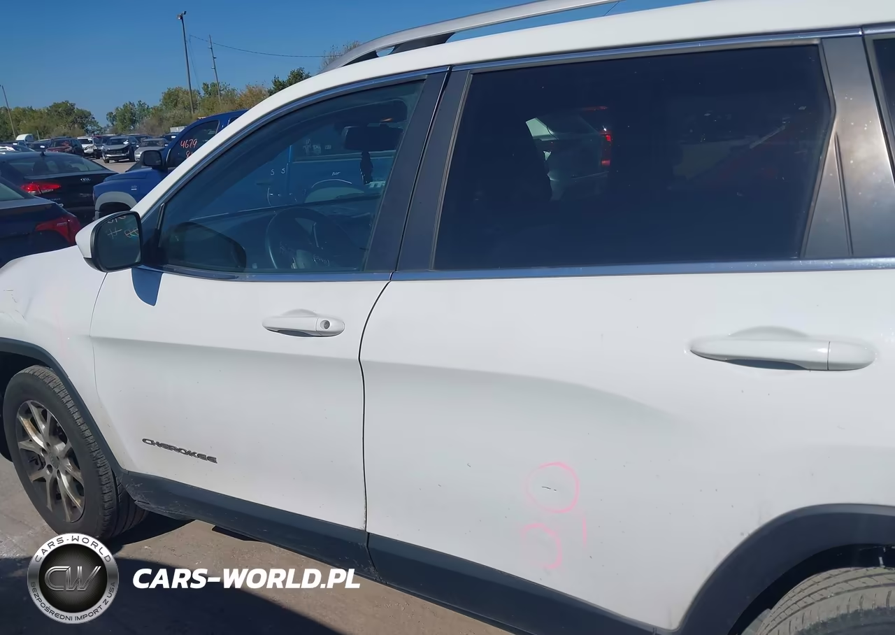 2016 Jeep Cherokee Latitude VIN:1C4PJLCB4GW307608 - 14