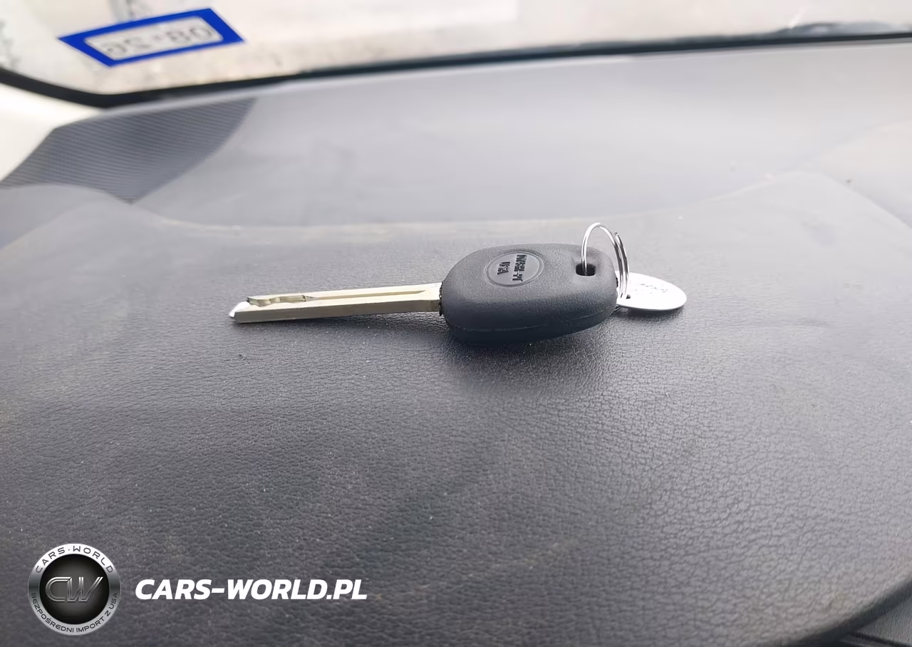 2020 Toyota Corolla Le VIN:5YFEPRAE7LP117102 - 11