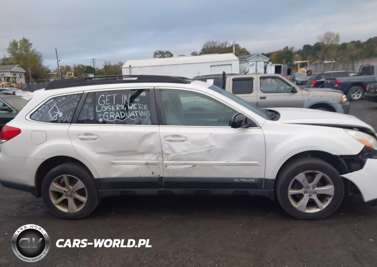 2014 Subaru Outback 2.5I Premium VIN:4S4BRBECXE3319663 - 13