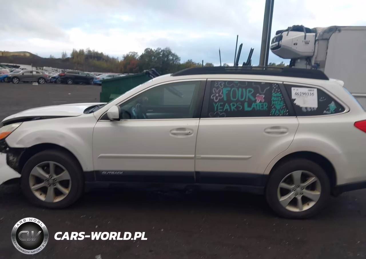 2014 Subaru Outback 2.5I Premium VIN:4S4BRBECXE3319663 - 14