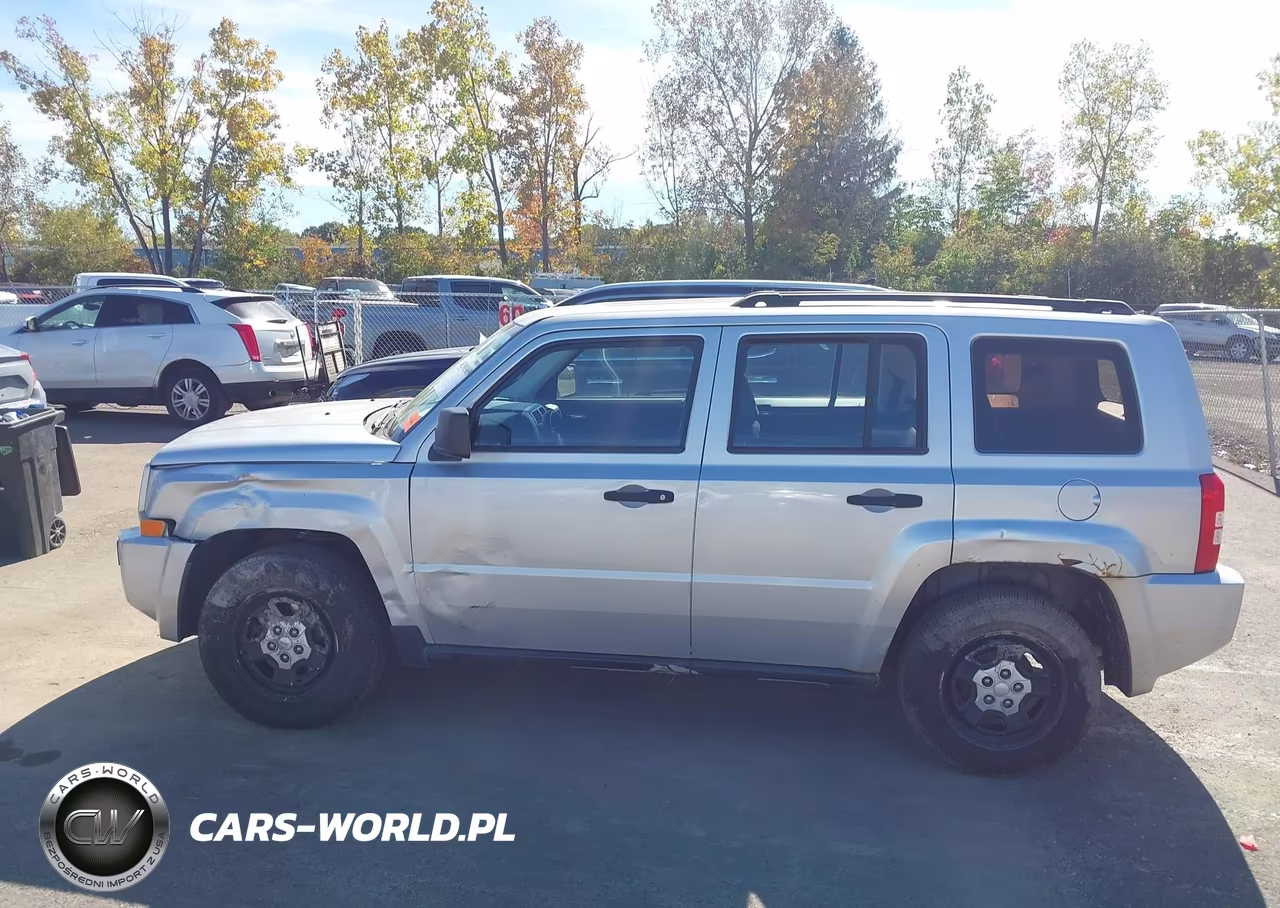 2008 Jeep Patriot Sport VIN:1J8FT28008D798885 - 14