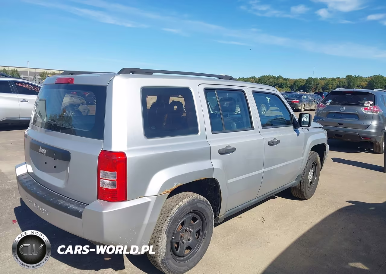 2008 Jeep Patriot Sport VIN:1J8FT28008D798885 - 4