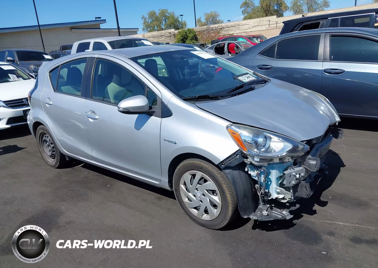 2015 Toyota Prius C One