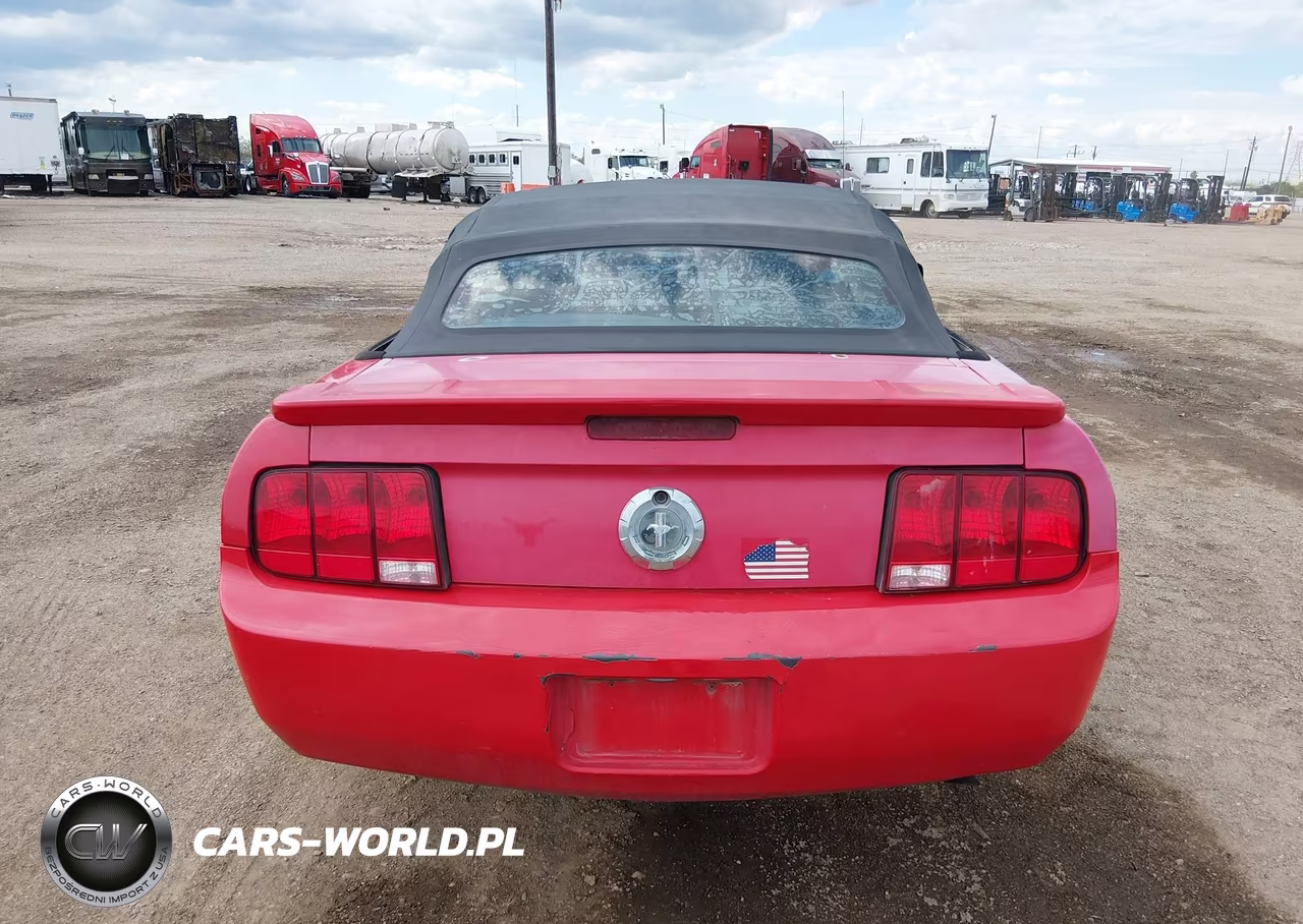 2008 Ford Mustang V6 Deluxe VIN:1ZVHT84NX85188049 - 17