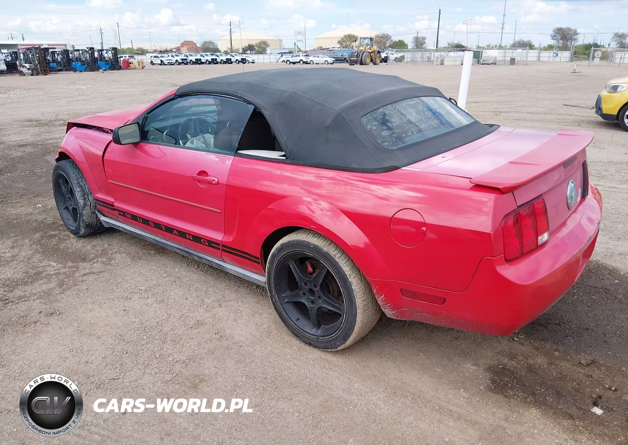 2008 Ford Mustang V6 Deluxe VIN:1ZVHT84NX85188049 - 3