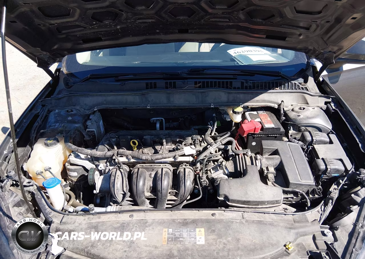 2020 Ford Fusion S VIN:3FA6P0G75LR263376 - 10