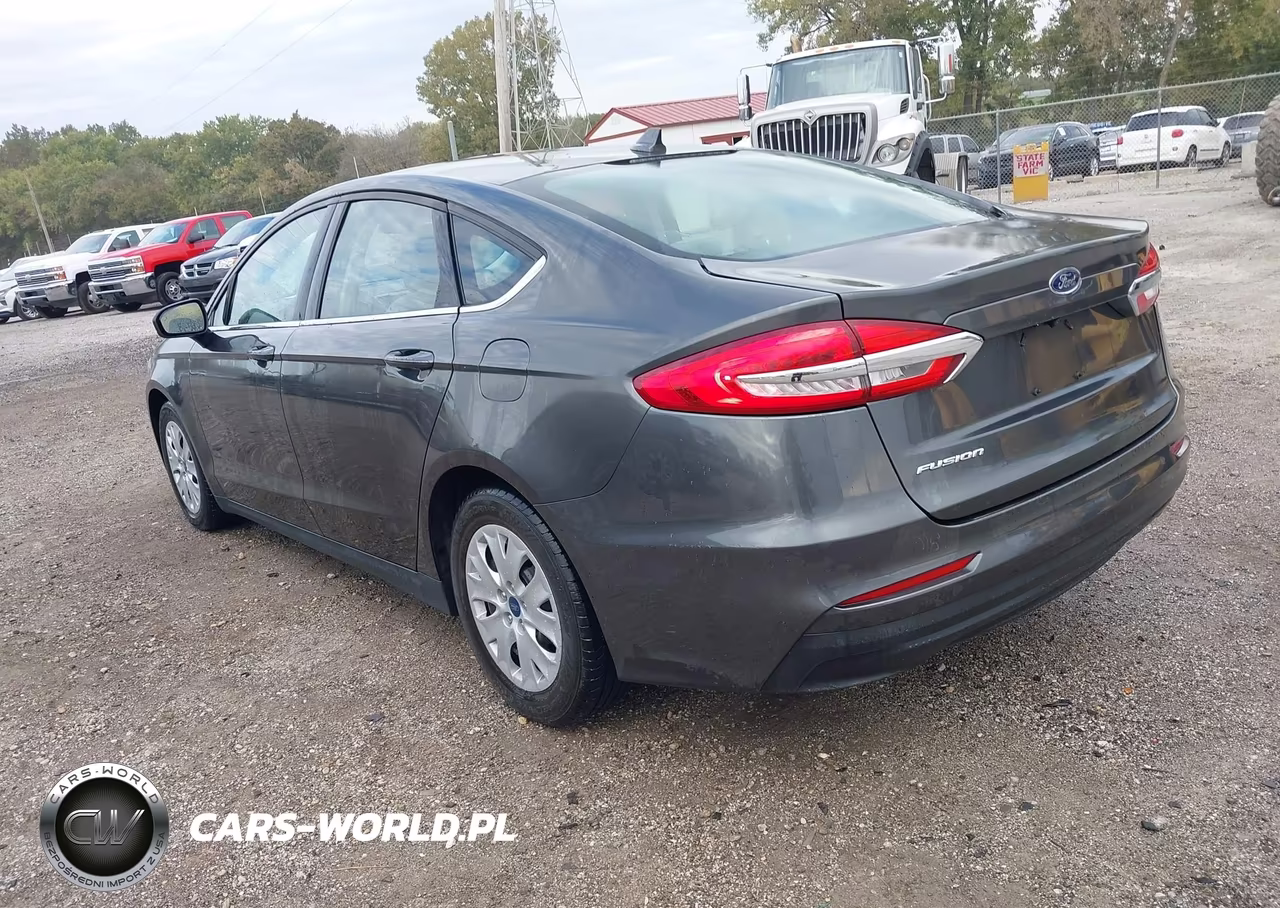 2020 Ford Fusion S VIN:3FA6P0G75LR263376 - 3