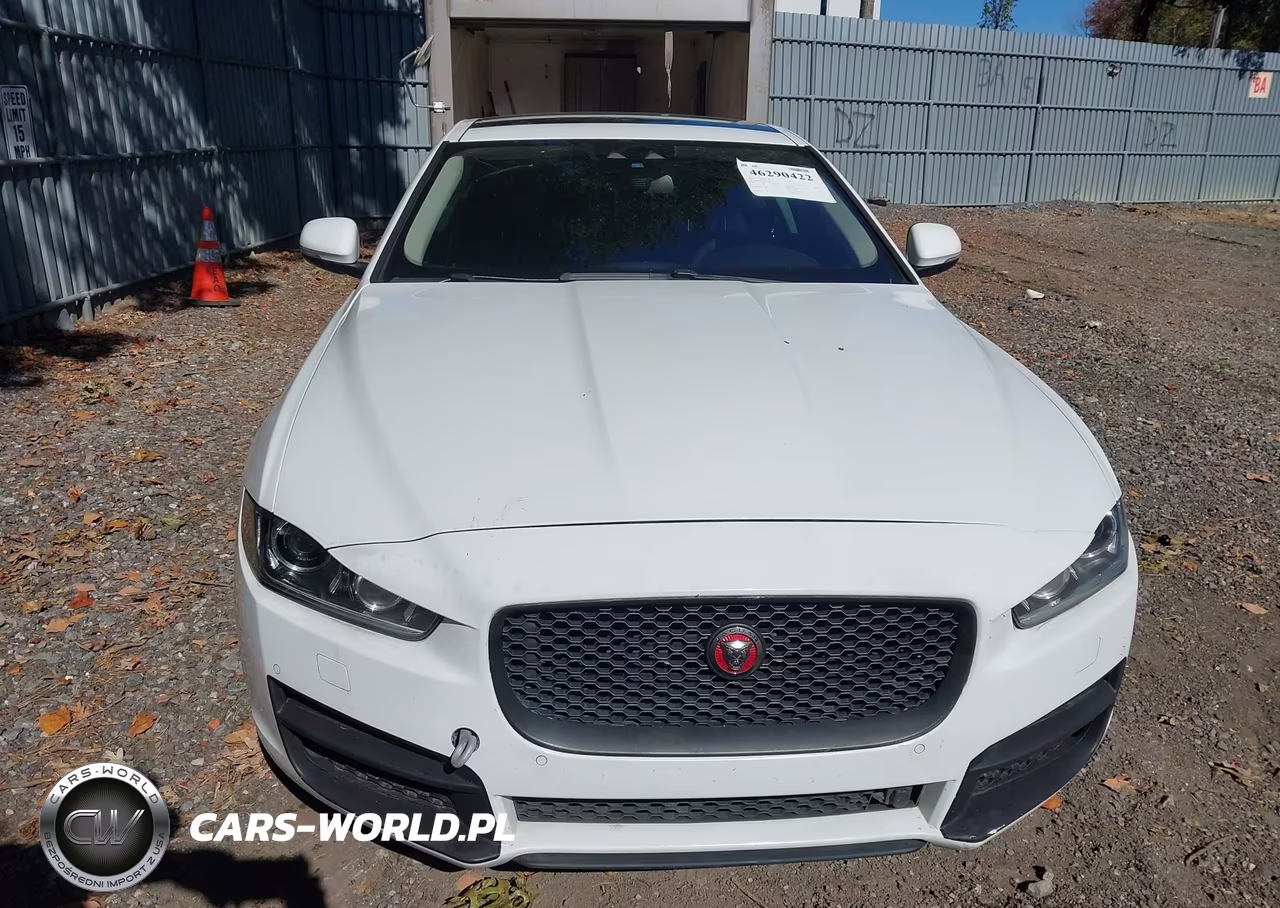 JAGUAR XE PREMIUM VIN:SAJAJ4FN4JCP23749 - 12