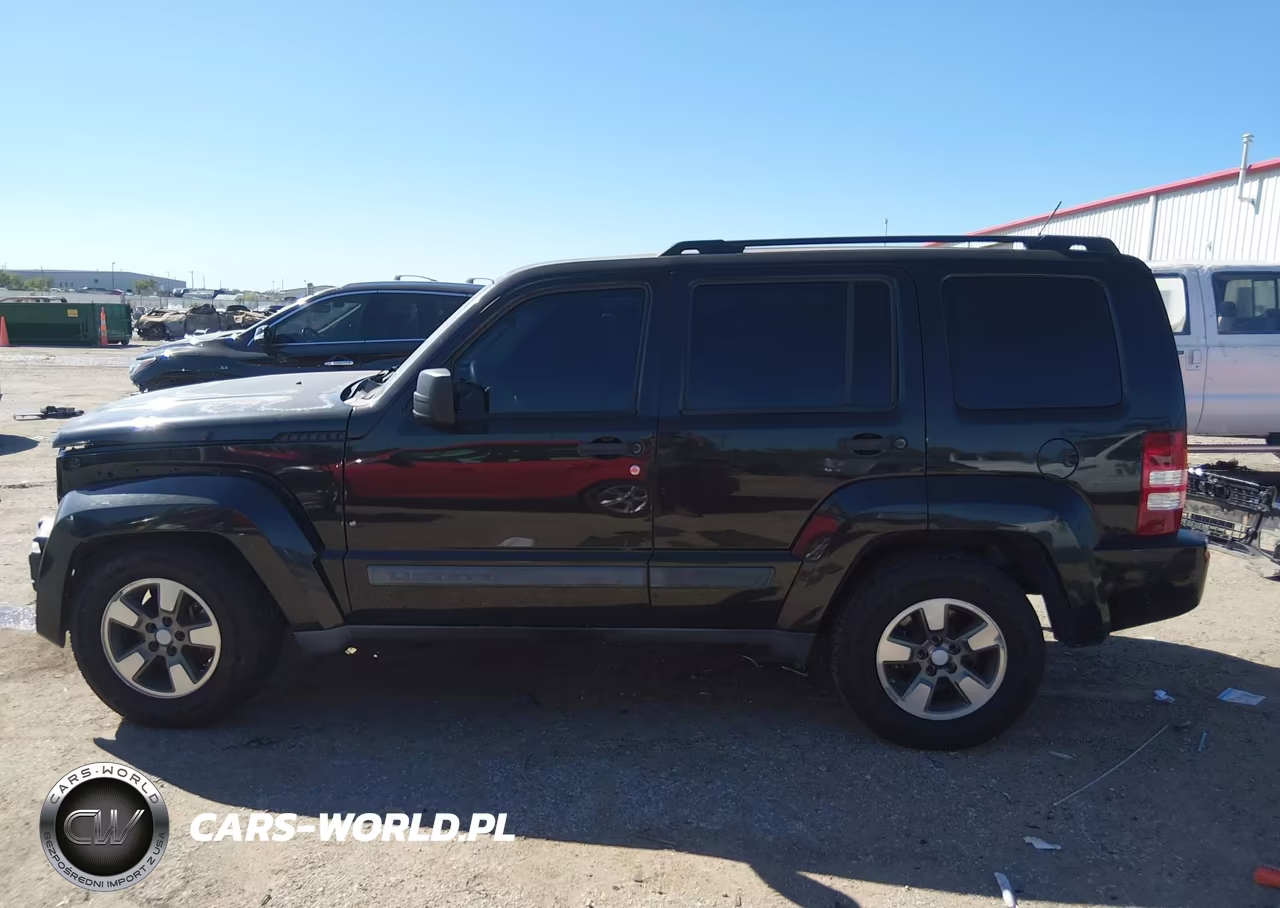 2008 Jeep Liberty Sport VIN:1J8GP28K28W110481 - 15