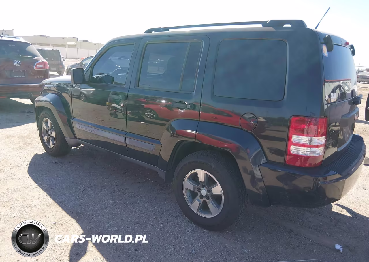 2008 Jeep Liberty Sport VIN:1J8GP28K28W110481 - 3