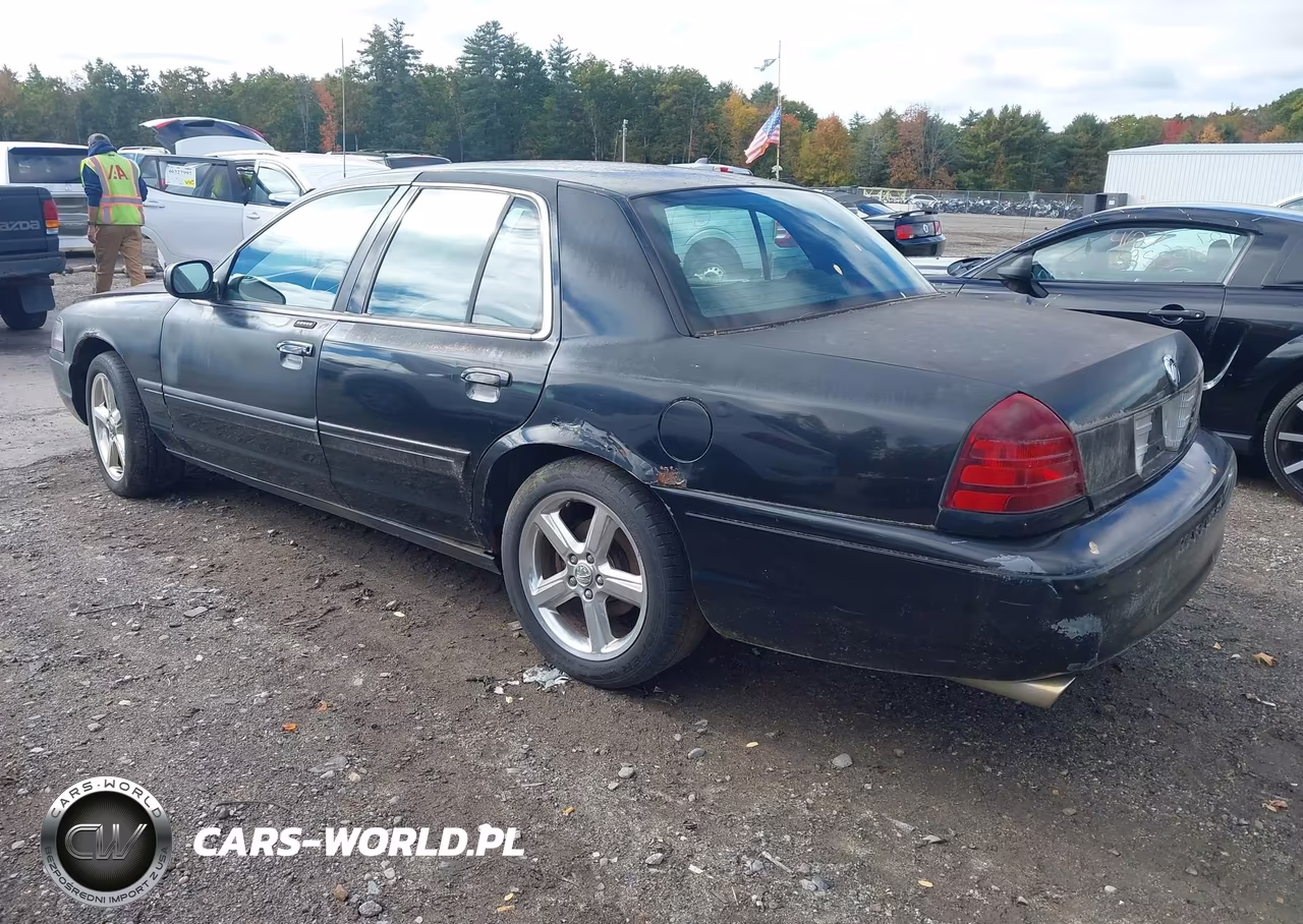 2003 Mercury Marauder VIN:2MEHM75V03X632392 - 3