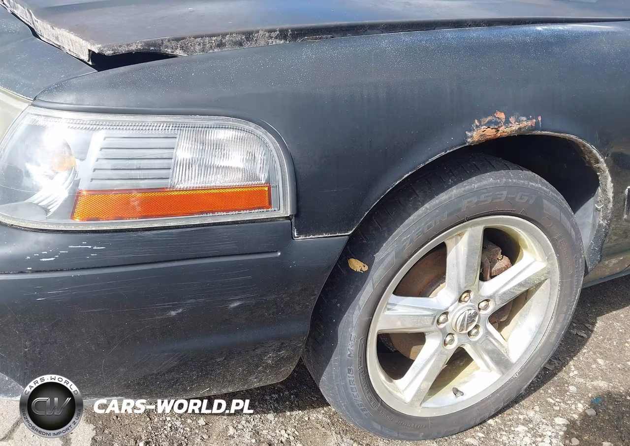 2003 Mercury Marauder VIN:2MEHM75V03X632392 - 6