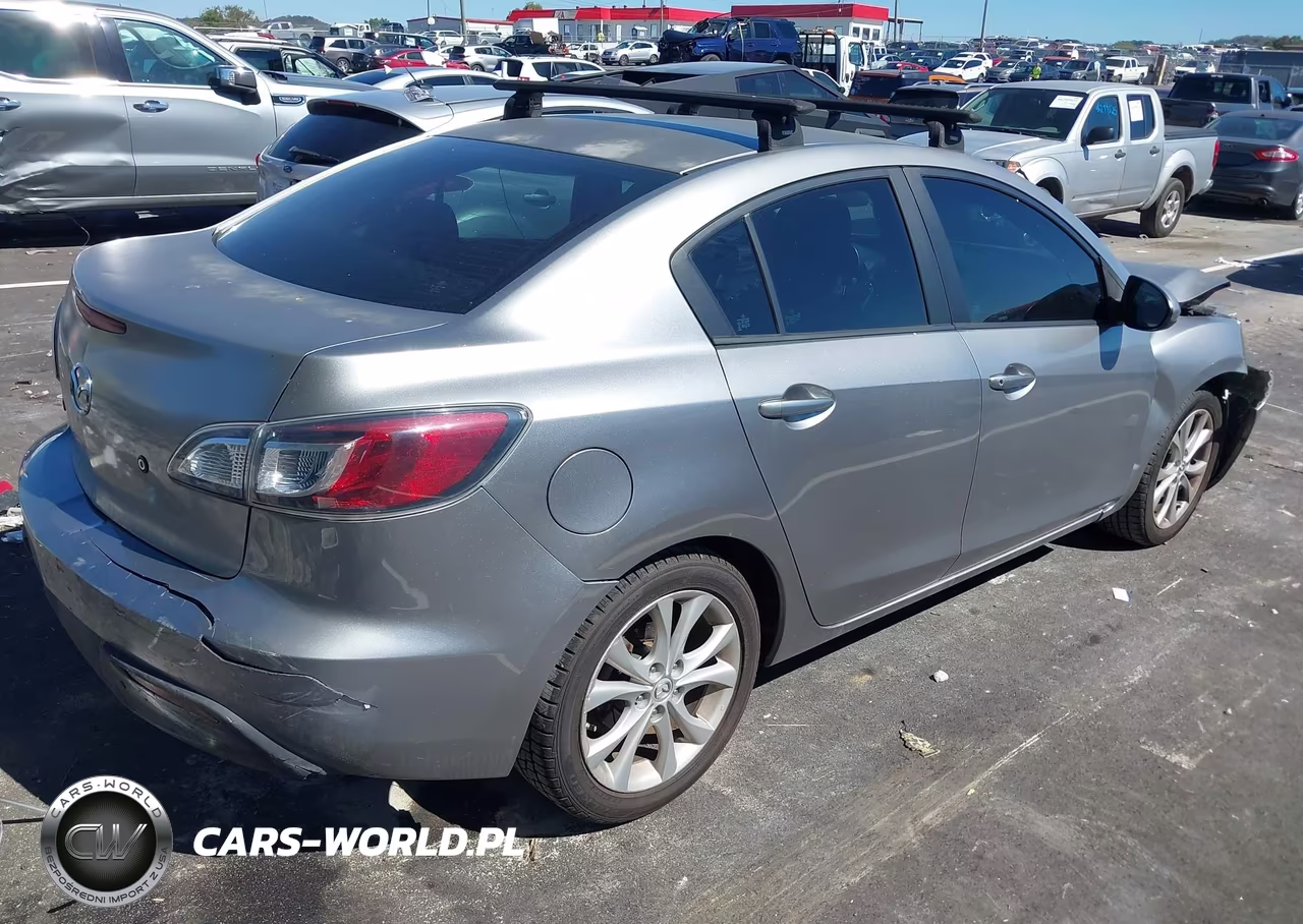 2011 Mazda Mazda3 I Sport VIN:JM1BL1UG6B1380746 - 4
