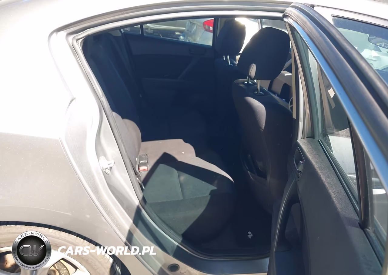 2011 Mazda Mazda3 I Sport VIN:JM1BL1UG6B1380746 - 8