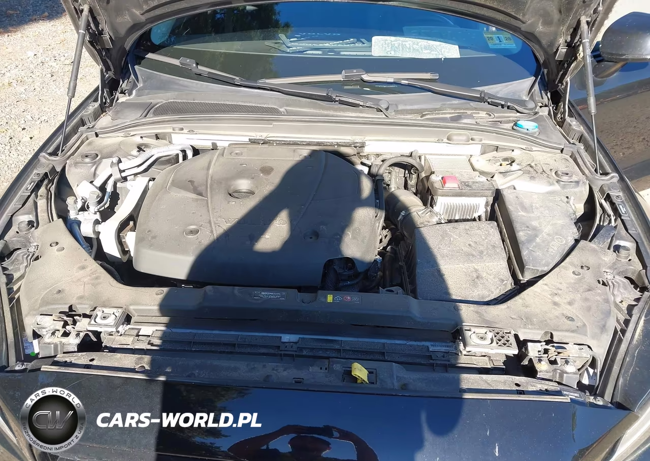 2021 Volvo S60 T5 Momentum VIN:7JR102TZ4MG108632 - 10