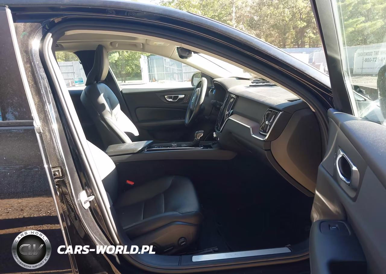 2021 Volvo S60 T5 Momentum VIN:7JR102TZ4MG108632 - 5