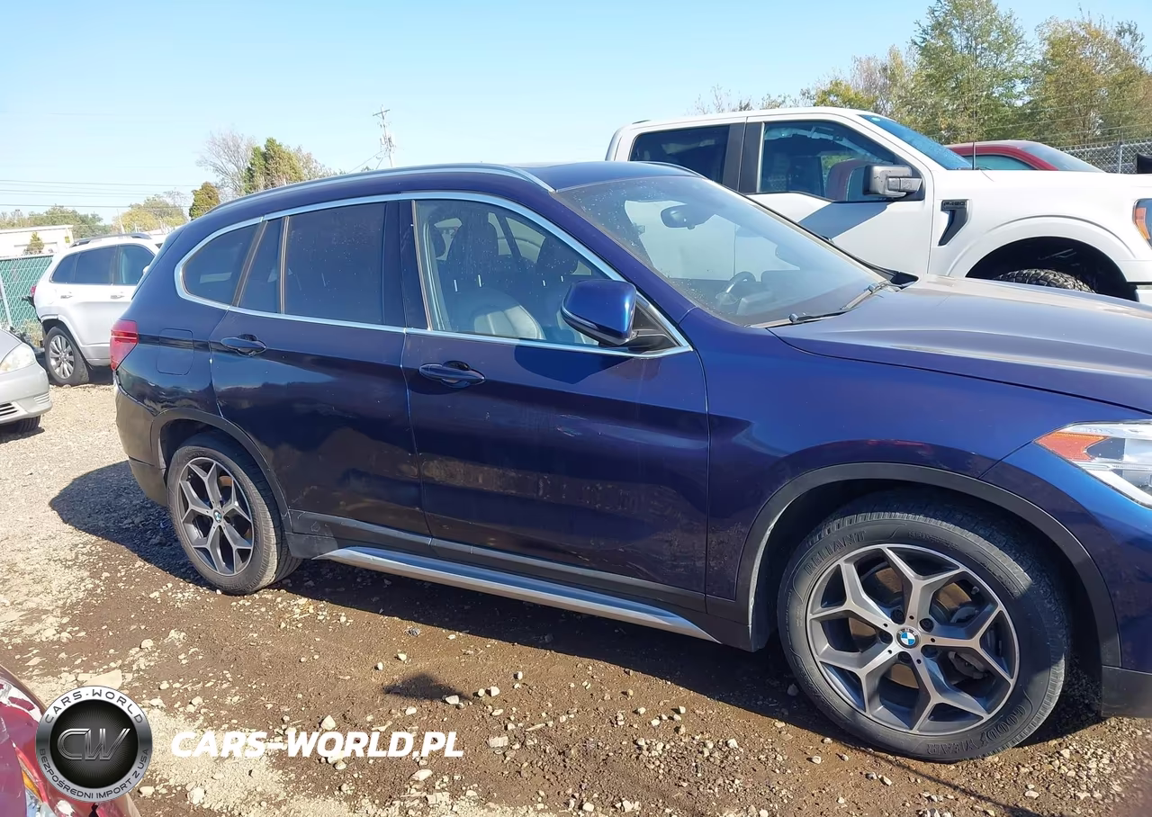 2018 BMW X1 Sdrive28I VIN:WBXHU7C36J3H43208 - 13