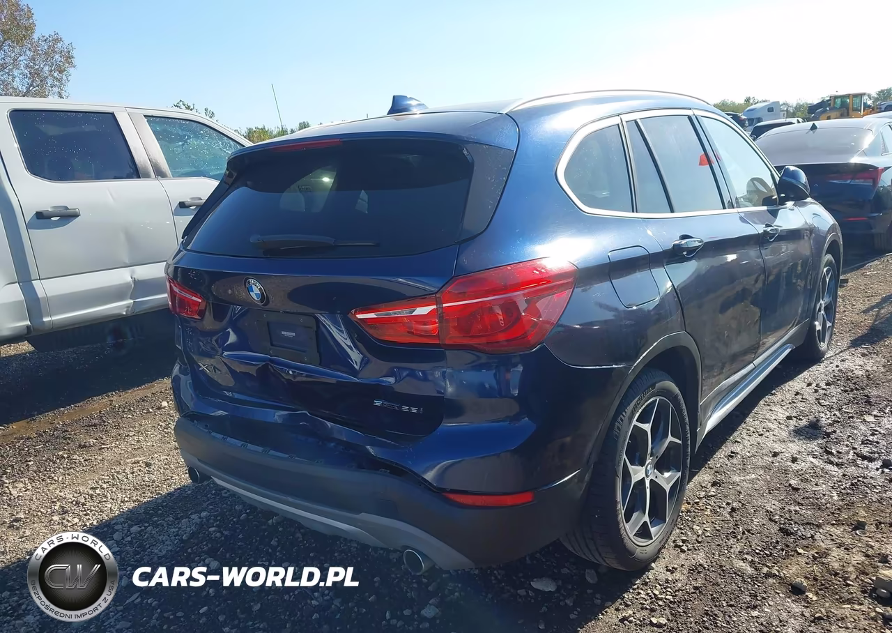 2018 BMW X1 Sdrive28I VIN:WBXHU7C36J3H43208 - 16