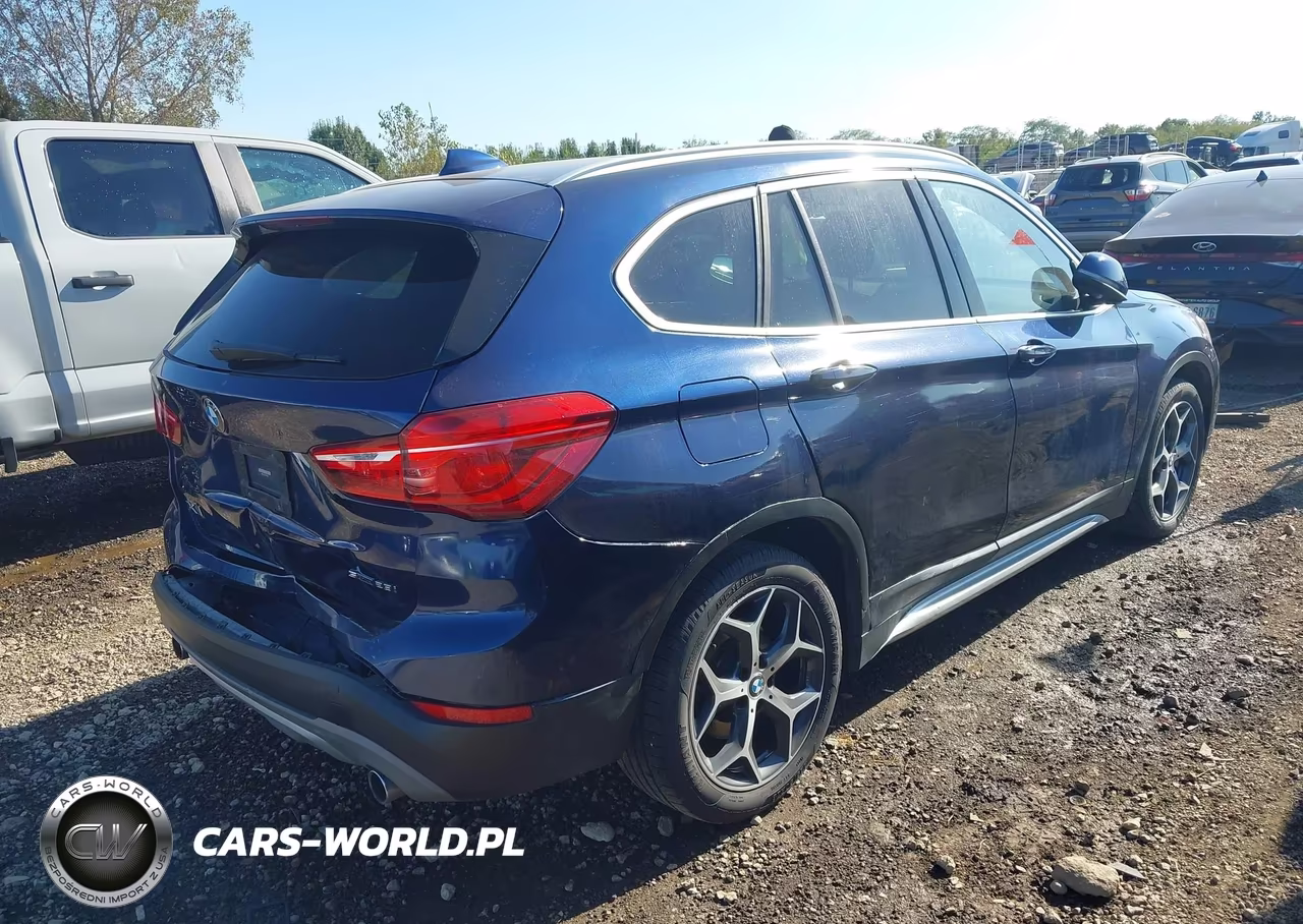 2018 BMW X1 Sdrive28I VIN:WBXHU7C36J3H43208 - 4