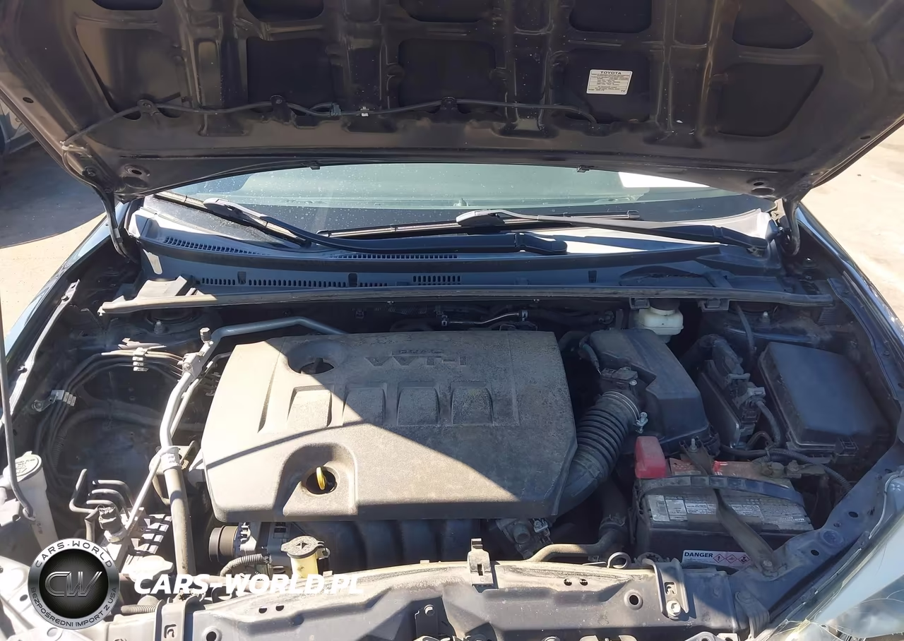 2015 Toyota Corolla Le VIN:2T1BURHE1FC386279 - 10