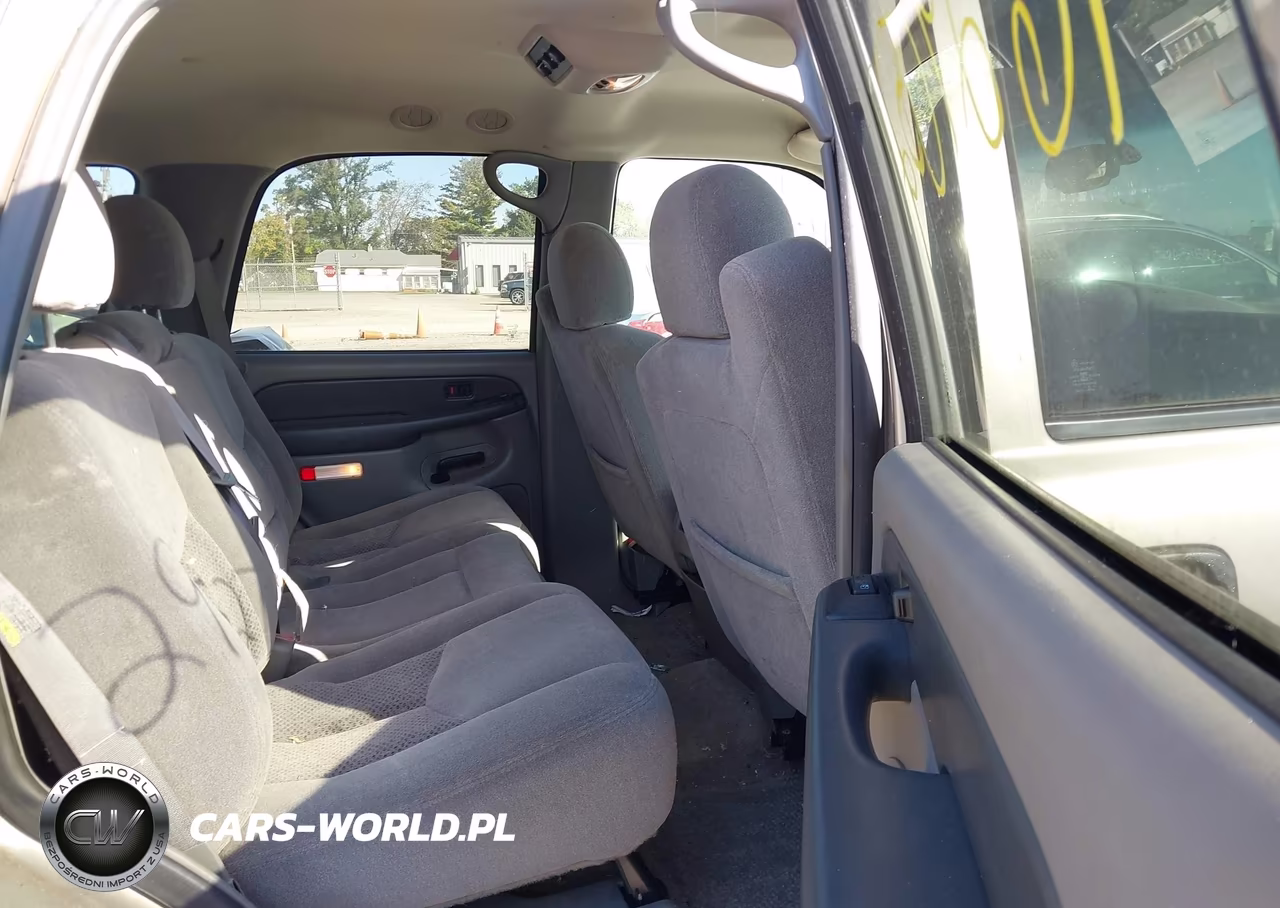 2003 Chevrolet Tahoe Ls VIN:1GNEK13Z93J196820 - 8