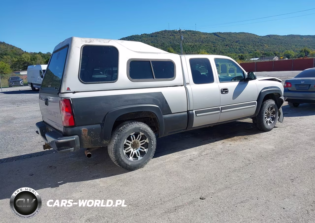 2005 Chevrolet Silverado 1500 Ls VIN:2GCEK19T351218318 - 4