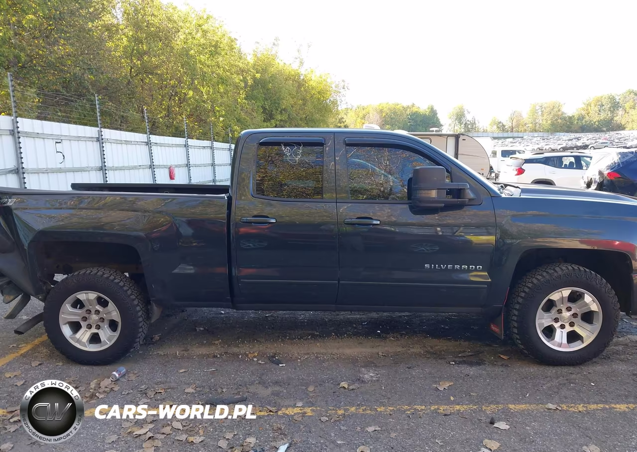 2017 Chevrolet Silverado 1500 2Lt VIN:1GCVKREC9HZ399702 - 13