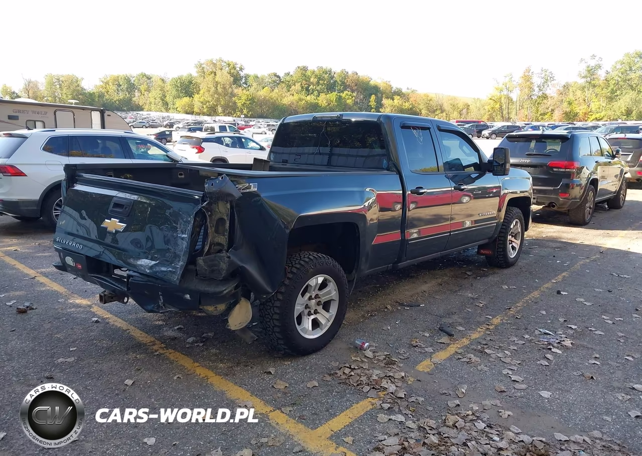 2017 Chevrolet Silverado 1500 2Lt VIN:1GCVKREC9HZ399702 - 4