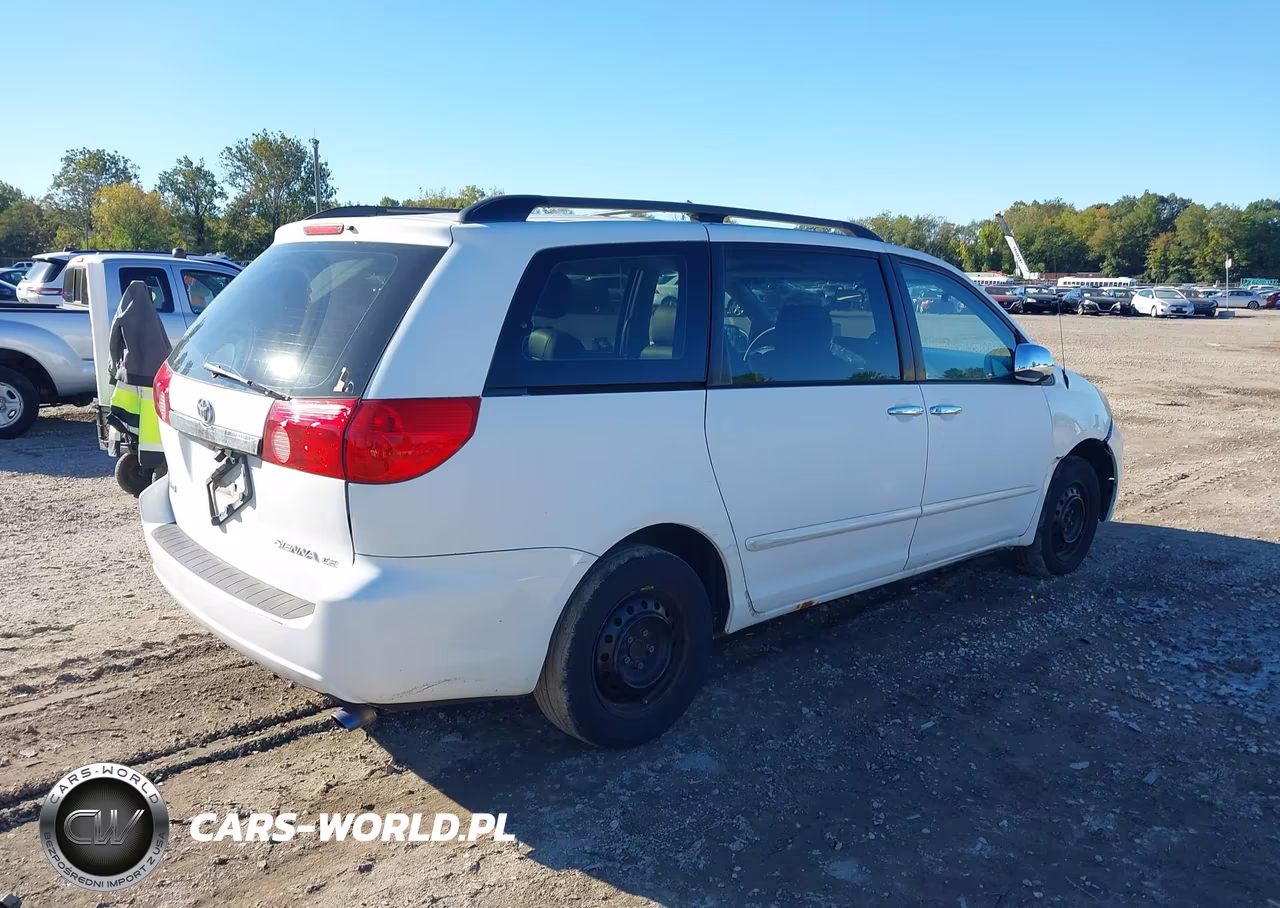 2007 Toyota Sienna Ce VIN:5TDZK23C37S073602 - 4